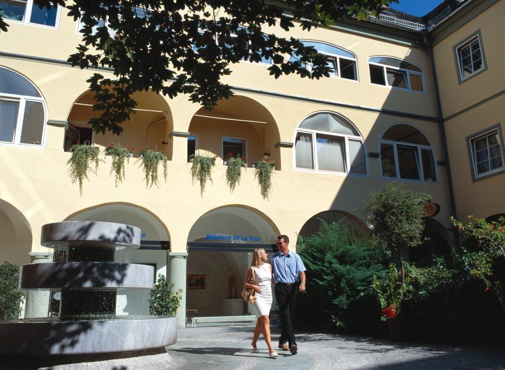 Hotel Goldener Brunnen Klagenfurt am Woerthersee Exterior photo